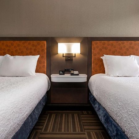 Hampton Inn Bristol Exteriör bild