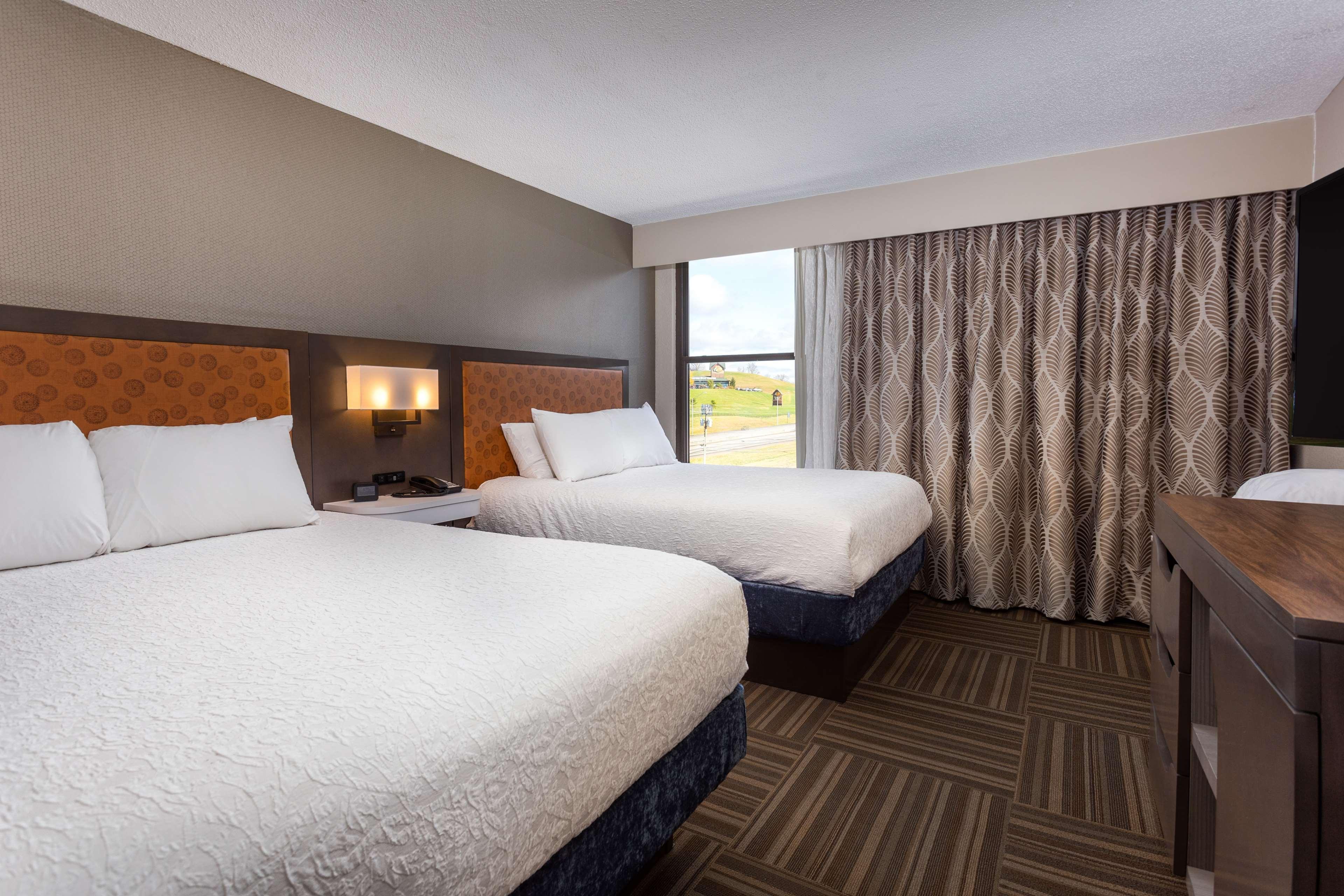 Hampton Inn Bristol Exteriör bild