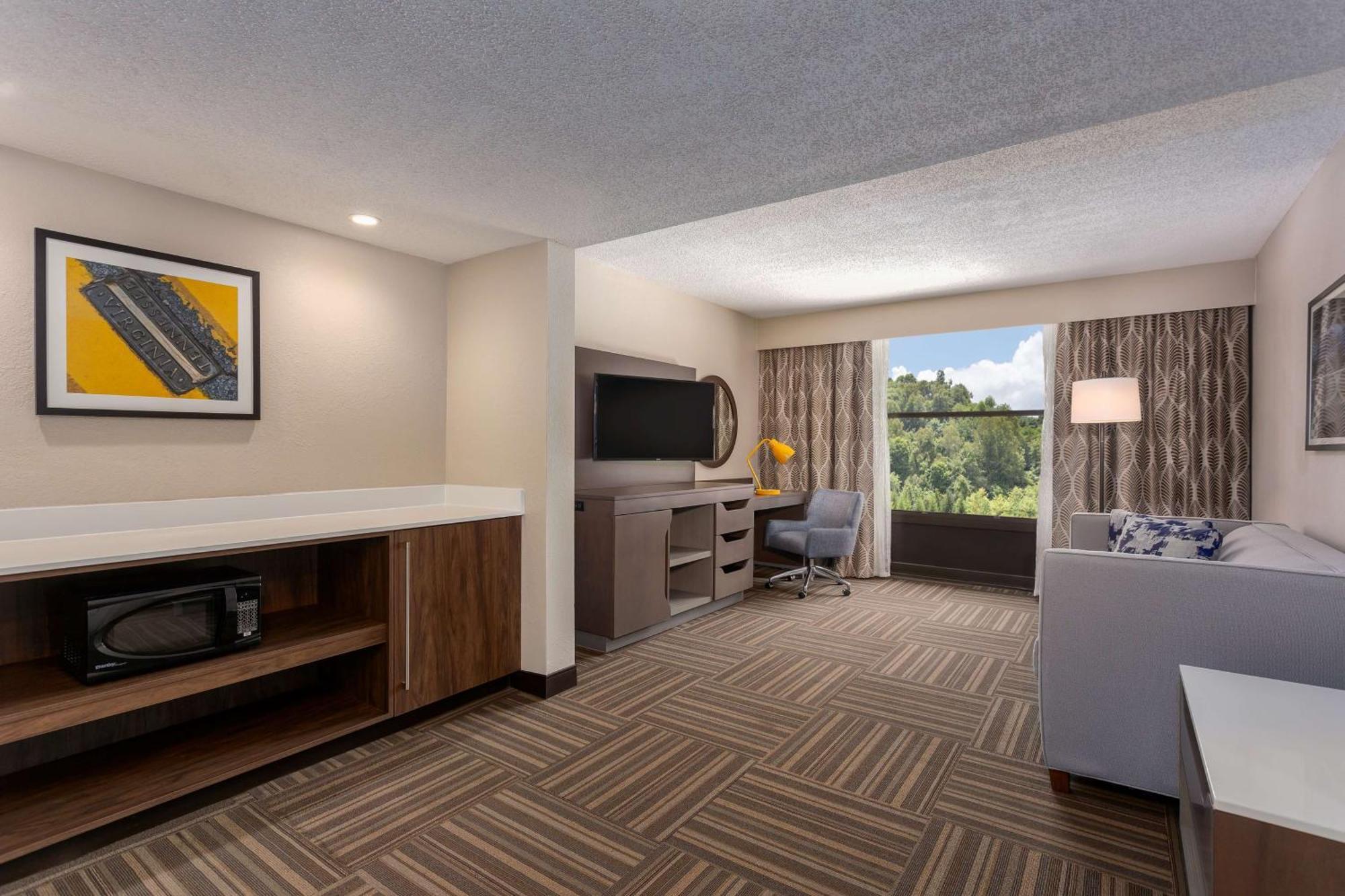 Hampton Inn Bristol Exteriör bild